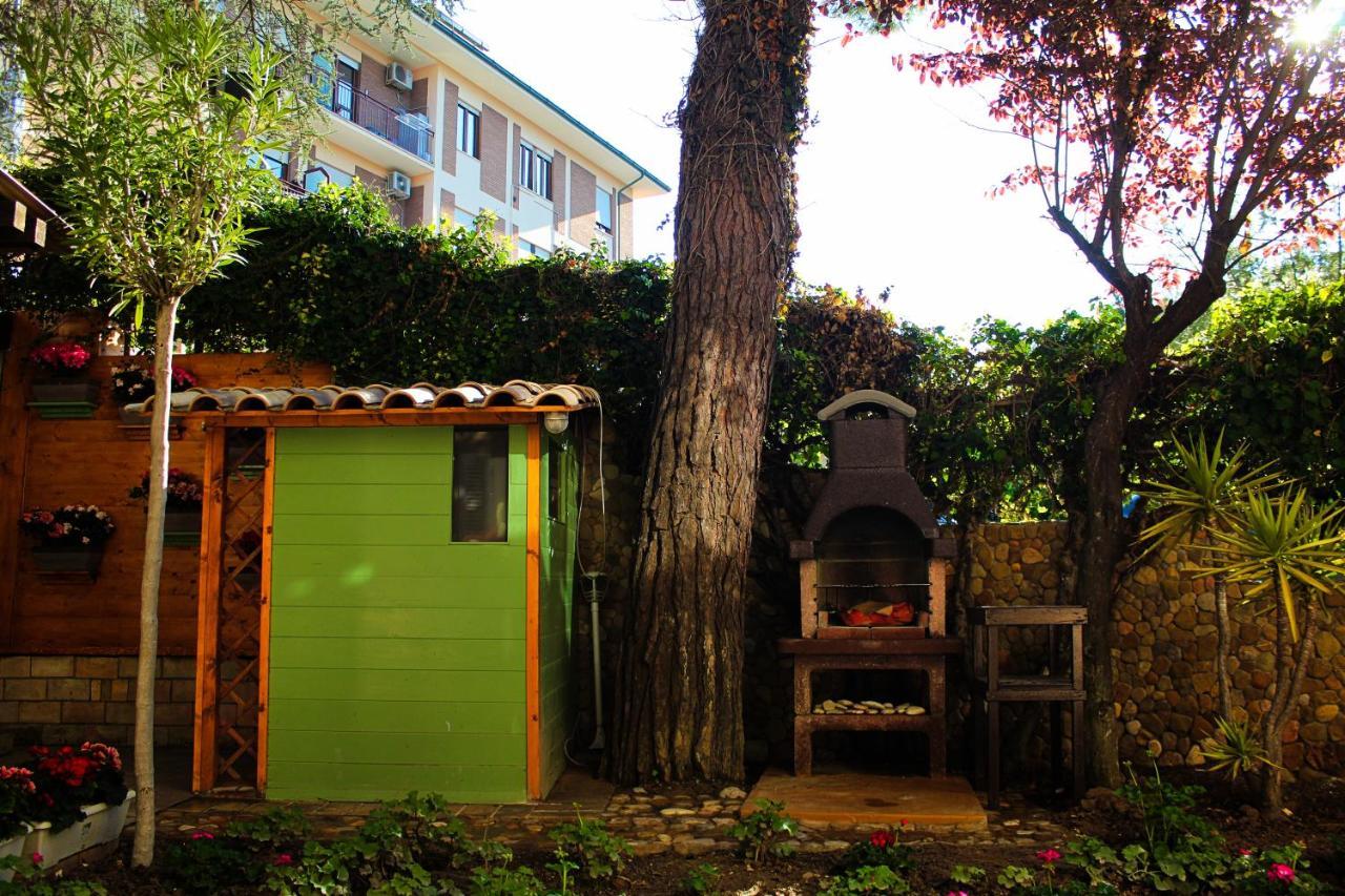 Bed and Breakfast La Casa Di Nonno Giulio Porto SantʼElpidio Exterior foto
