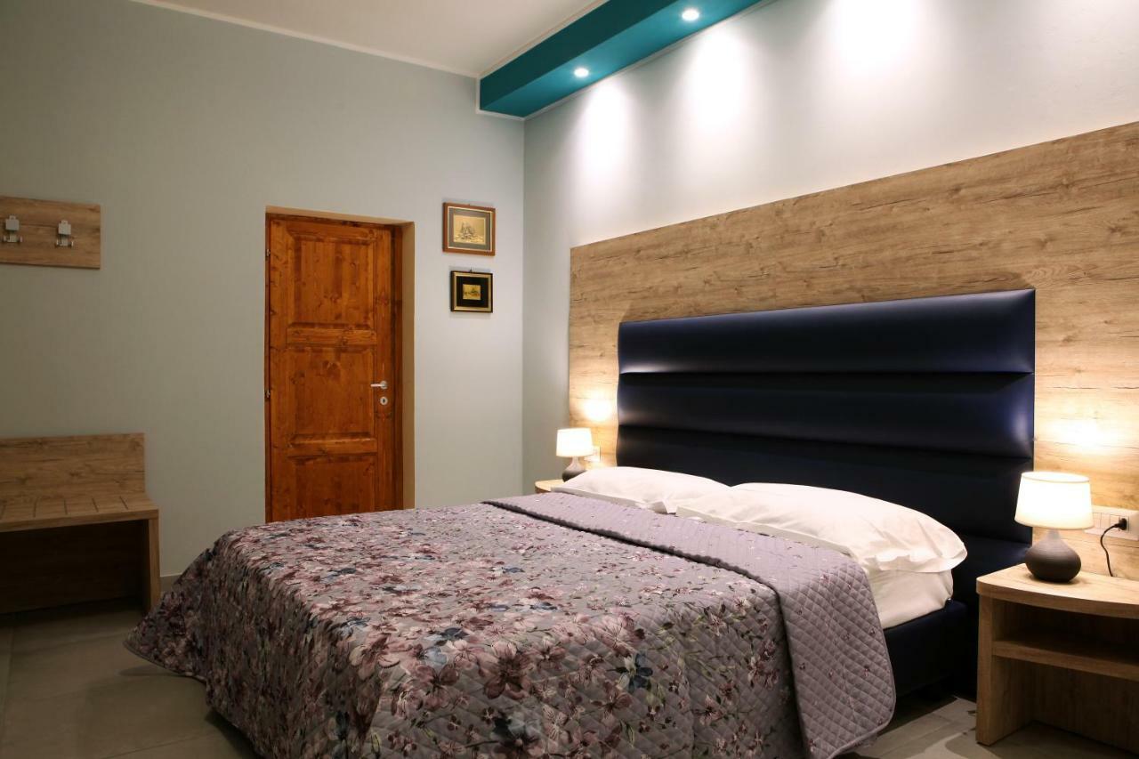 Bed and Breakfast La Casa Di Nonno Giulio Porto SantʼElpidio Exterior foto